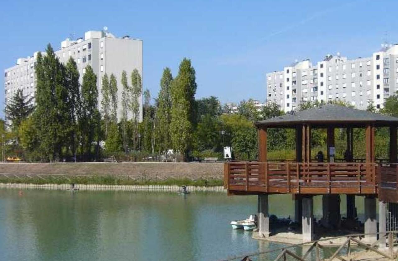 Bologna Vista Parco Apartment 2 Letti Matrimoniali Bagian luar foto